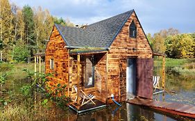 Heather Hut, Off-Grid Cottage On A Pond+2 Ha